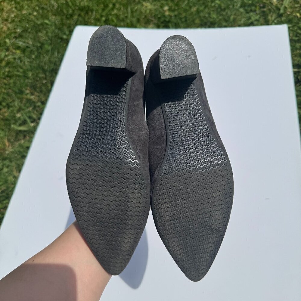 Eric Michael Shoes Heels Size 7.5 Black Gray women's suede pointy toe shoe 38 EU - Picture 4 of 12